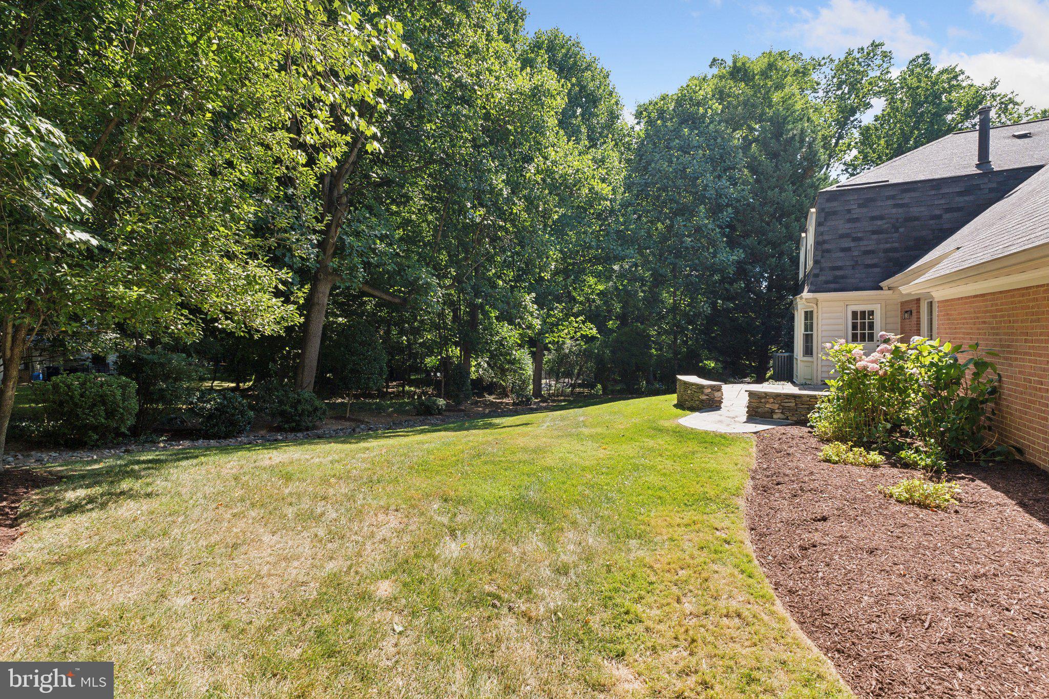 9121 CRANFORD DRIVE