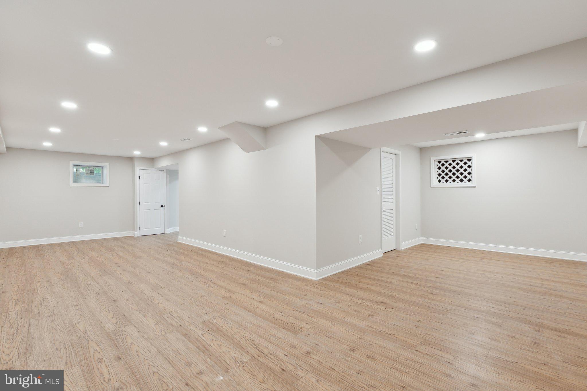 9121 CRANFORD DRIVE