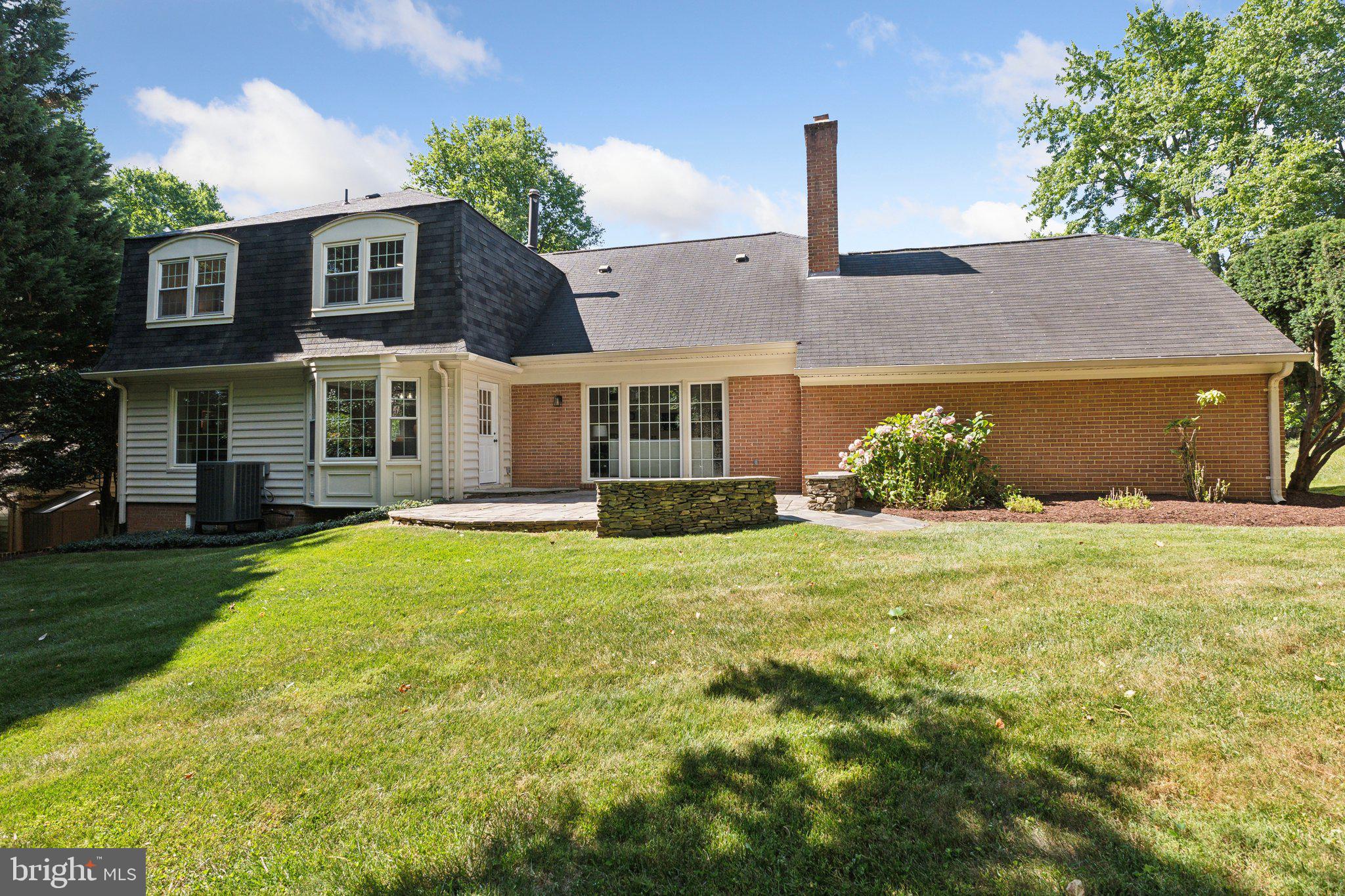 9121 CRANFORD DRIVE