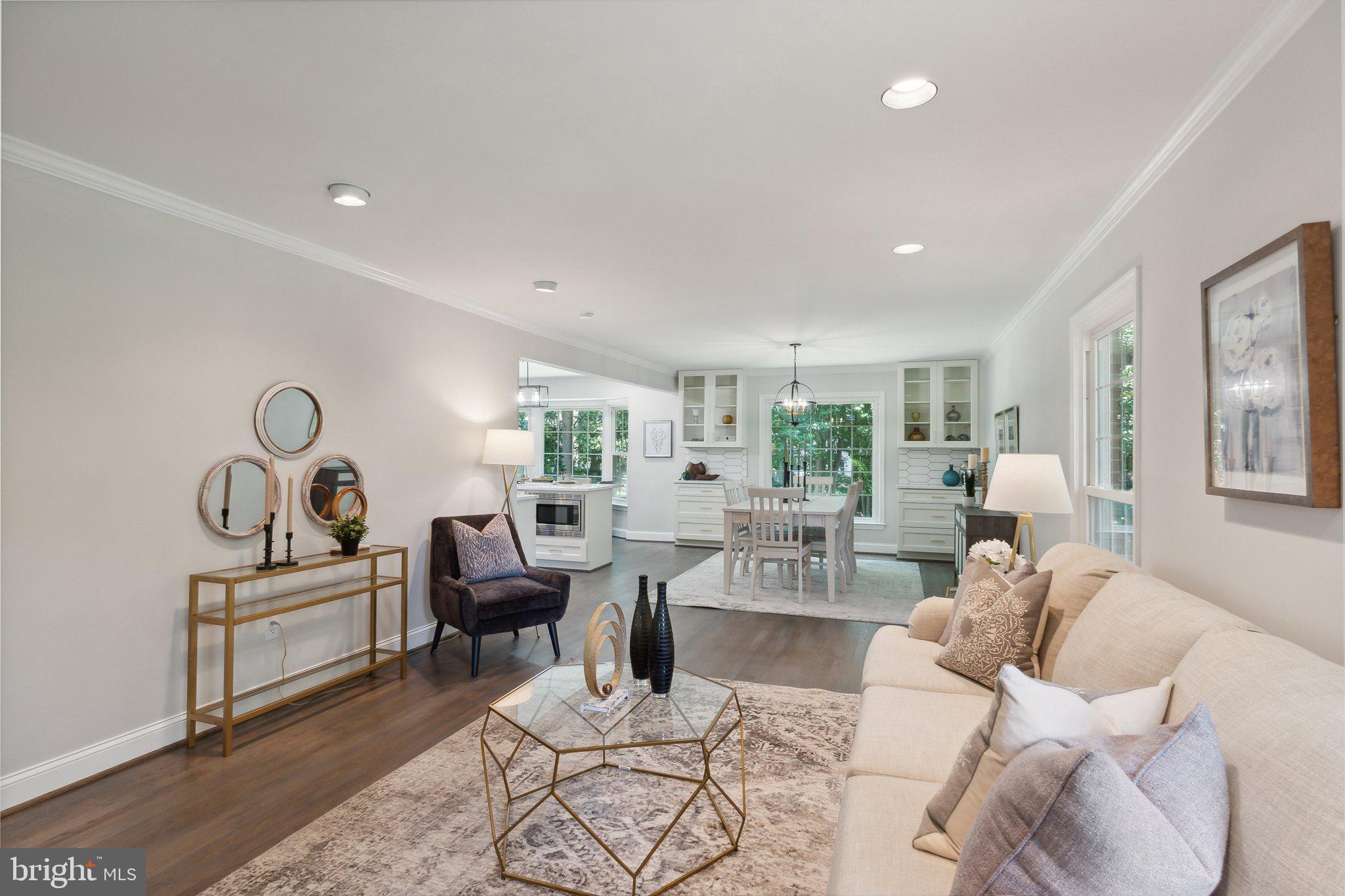 9121 CRANFORD DRIVE