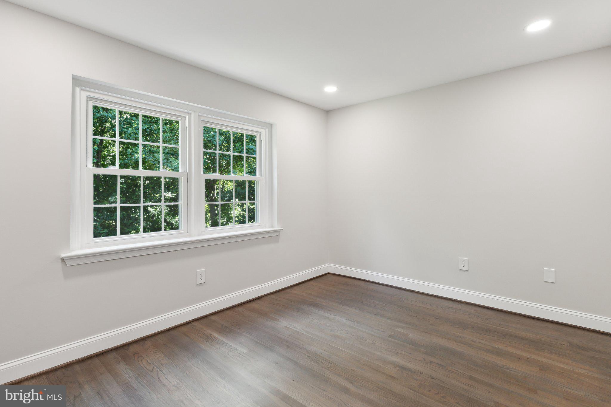 9121 CRANFORD DRIVE