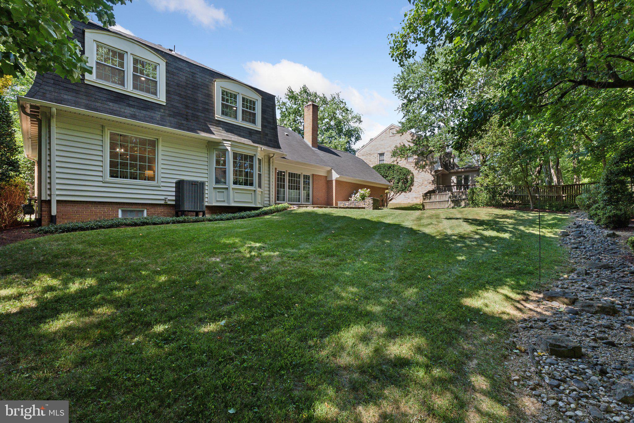 9121 CRANFORD DRIVE
