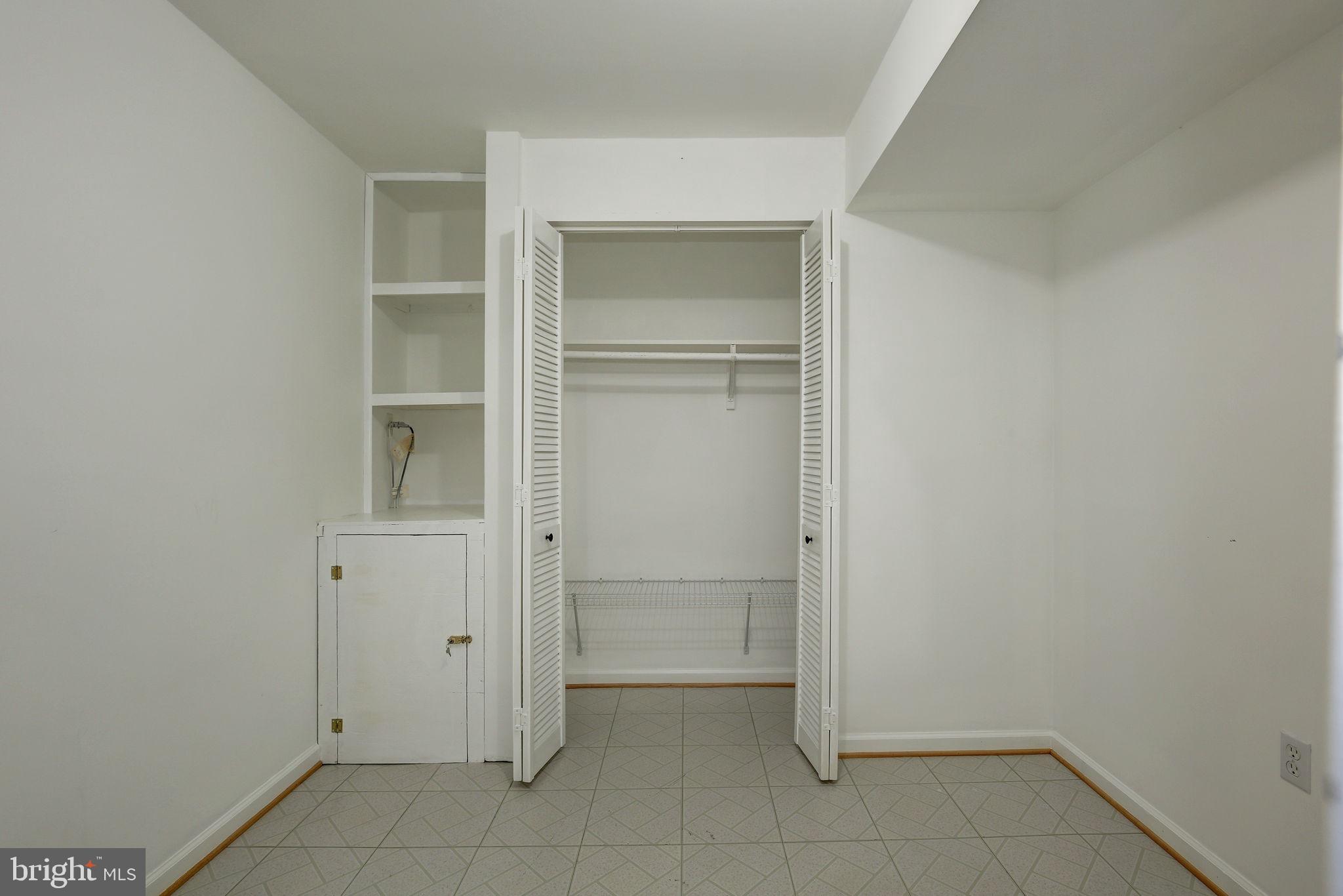 403 WINTER WALK DRIVE