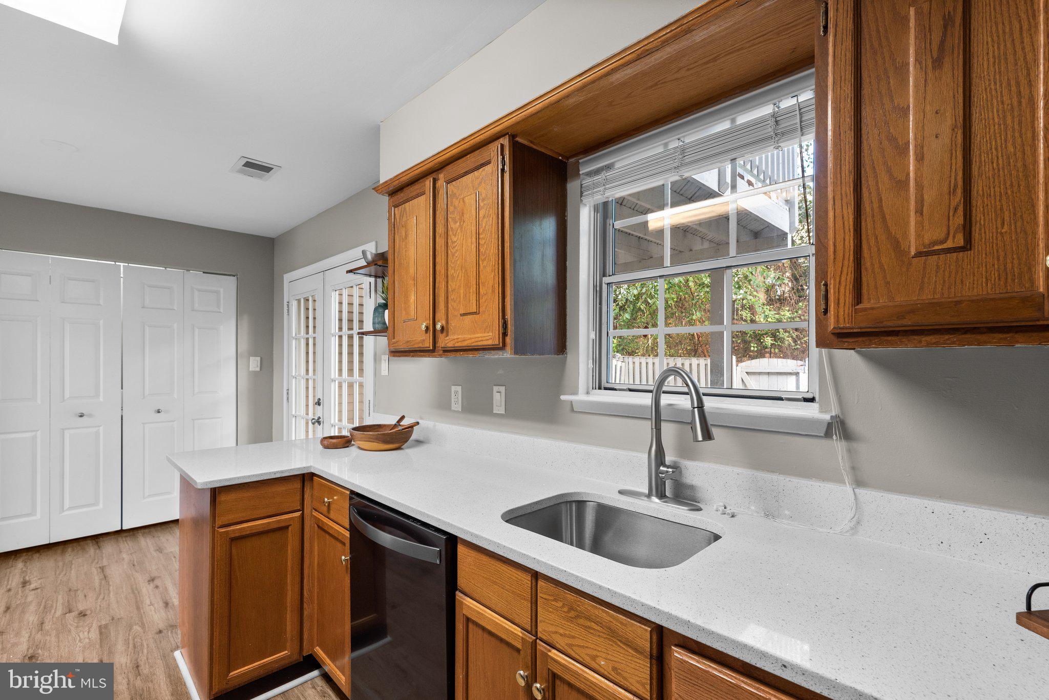 42 CHERRY BEND COURT