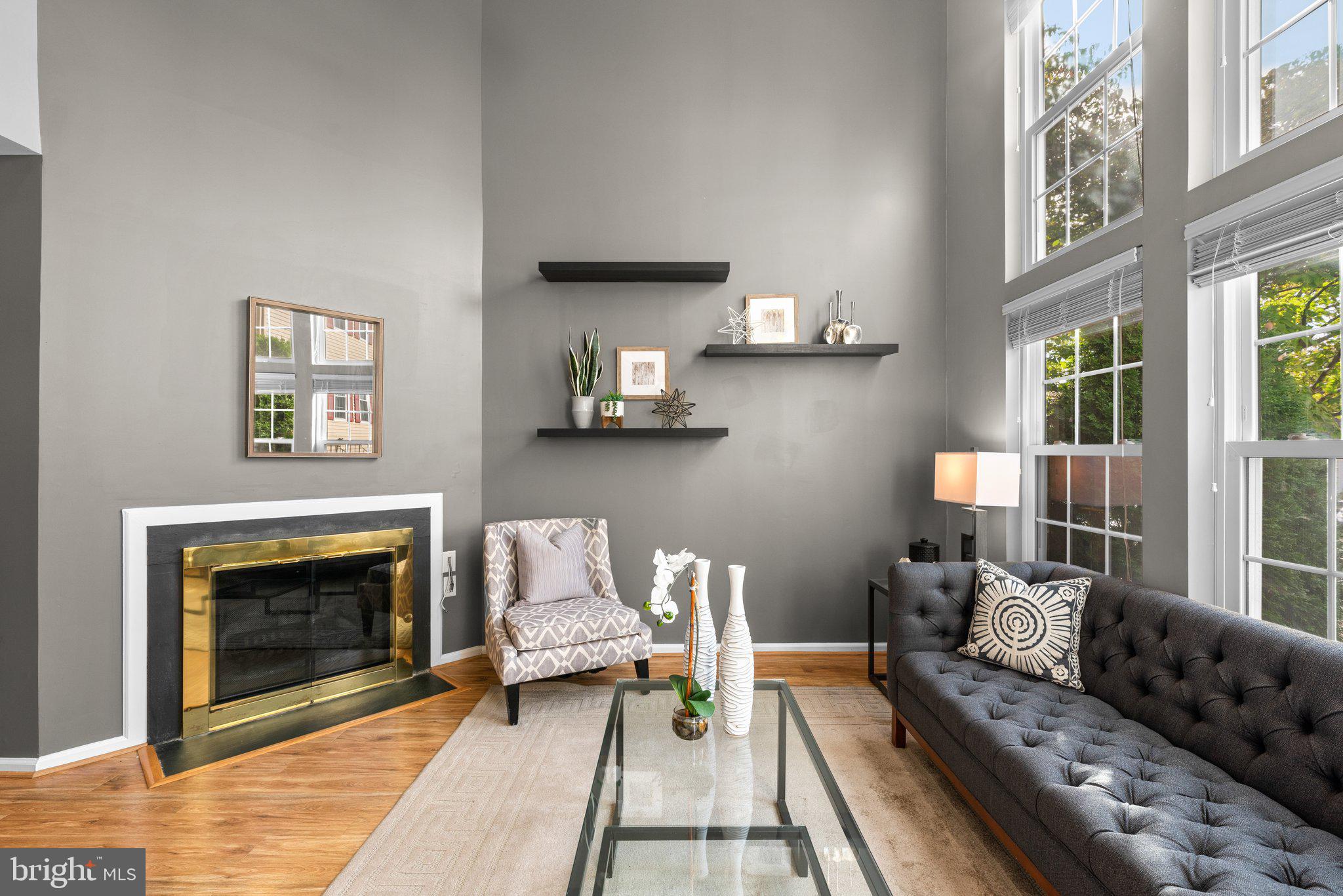 42 CHERRY BEND COURT