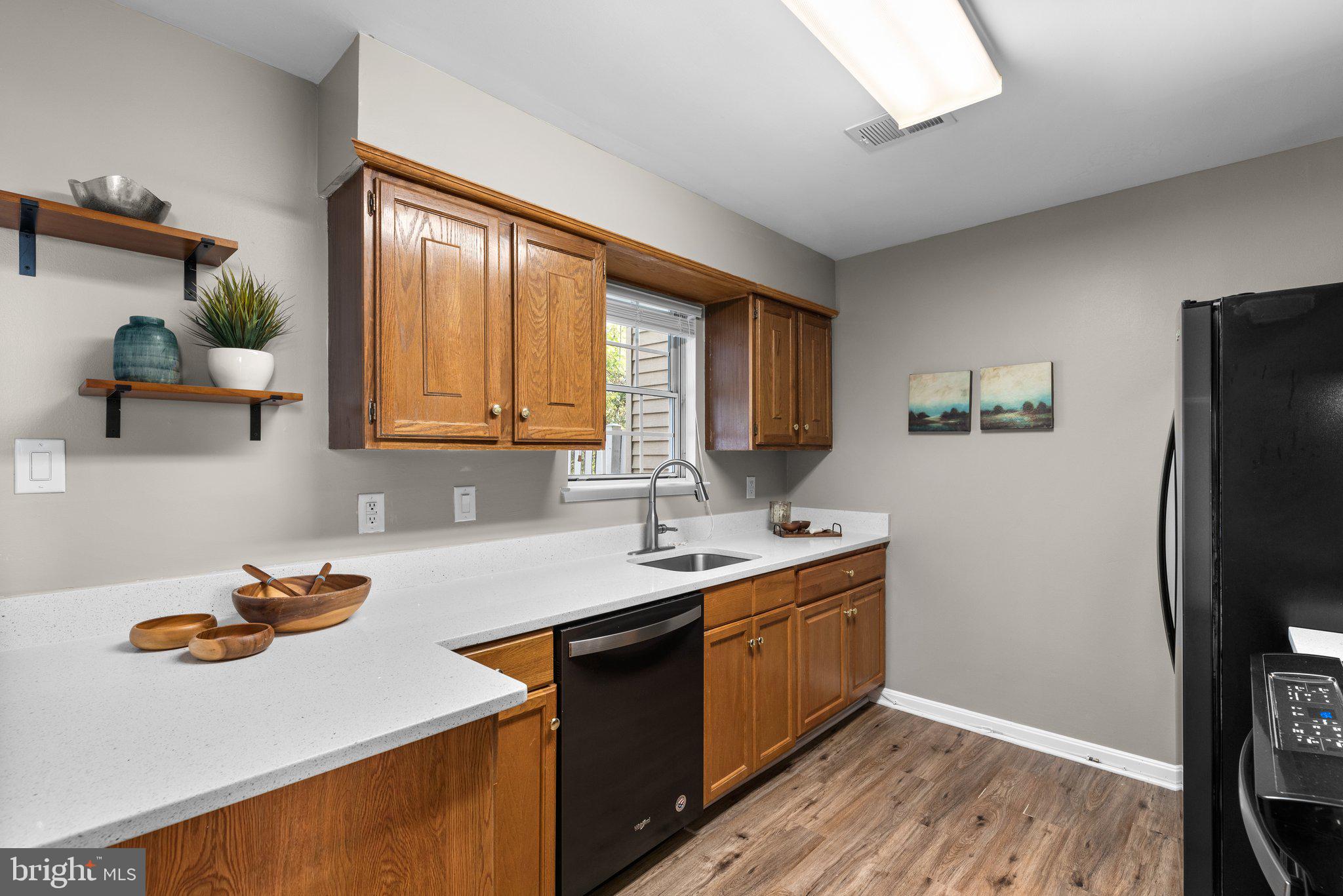 42 CHERRY BEND COURT
