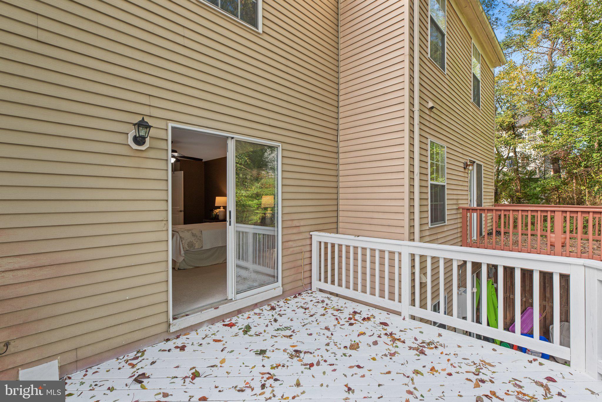 42 CHERRY BEND COURT