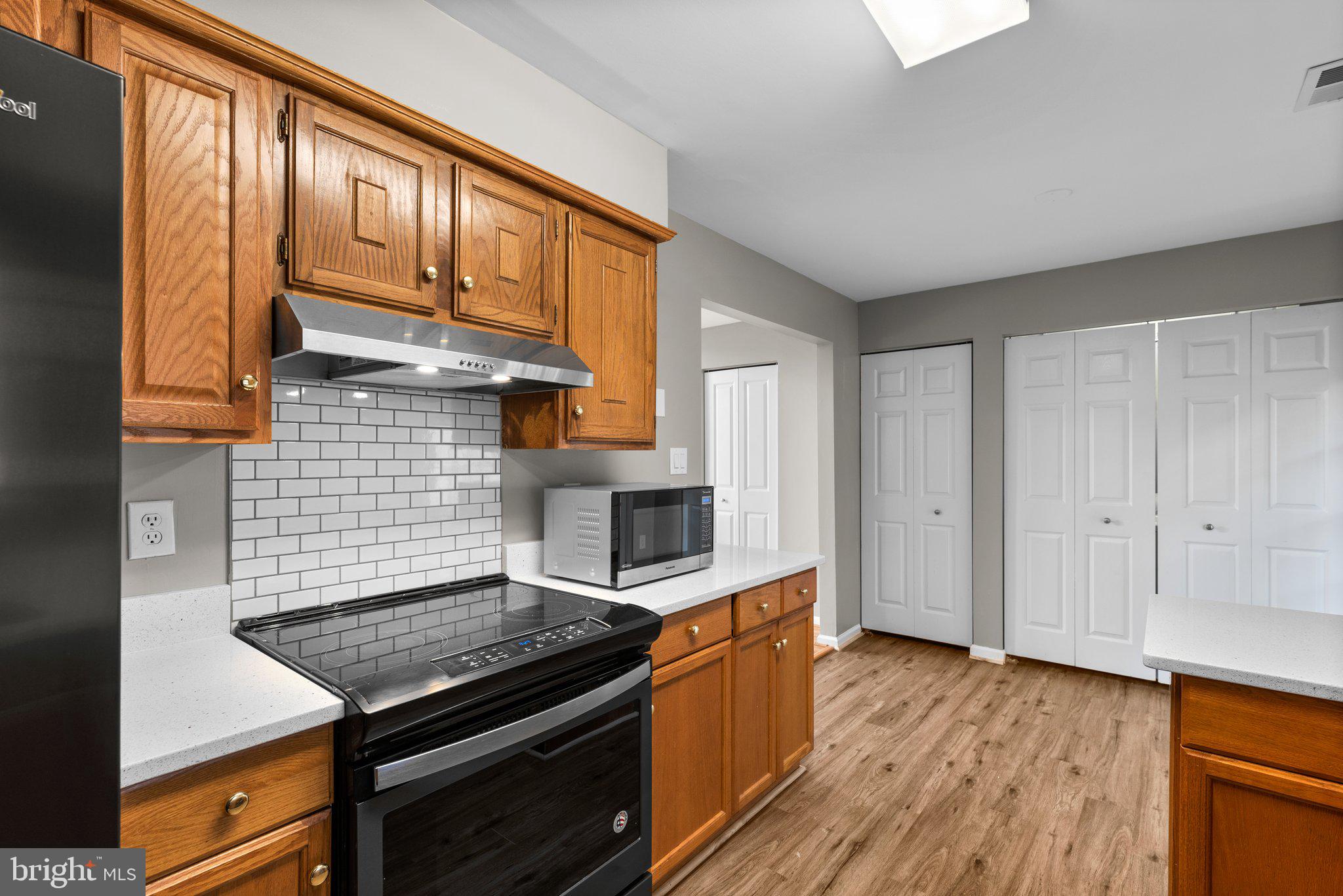 42 CHERRY BEND COURT