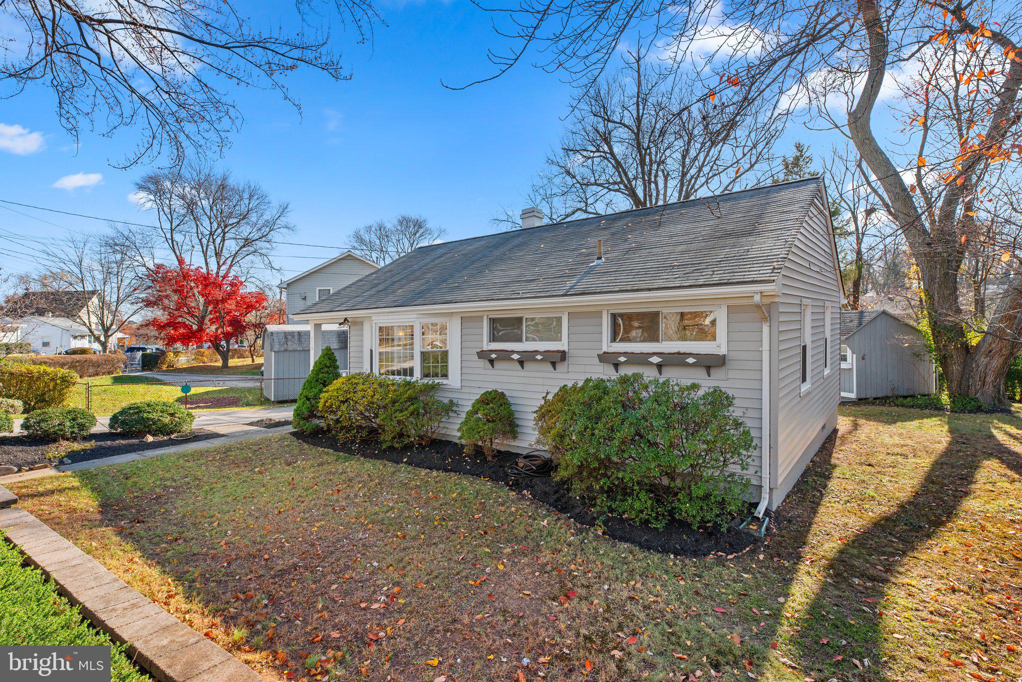 1119 BROADWOOD DRIVE