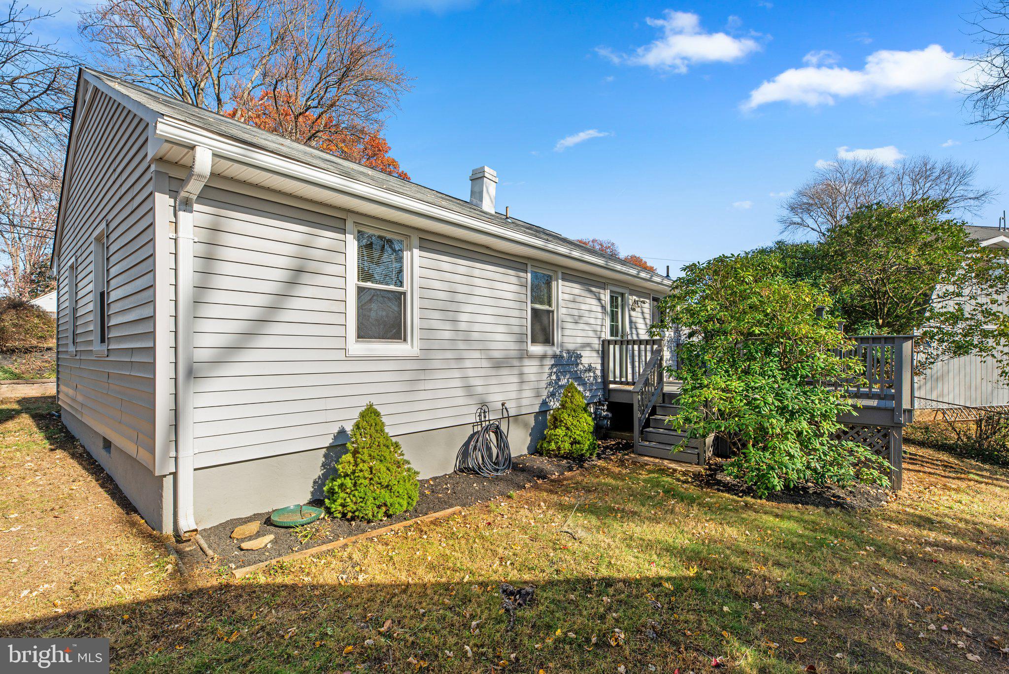 1119 BROADWOOD DRIVE