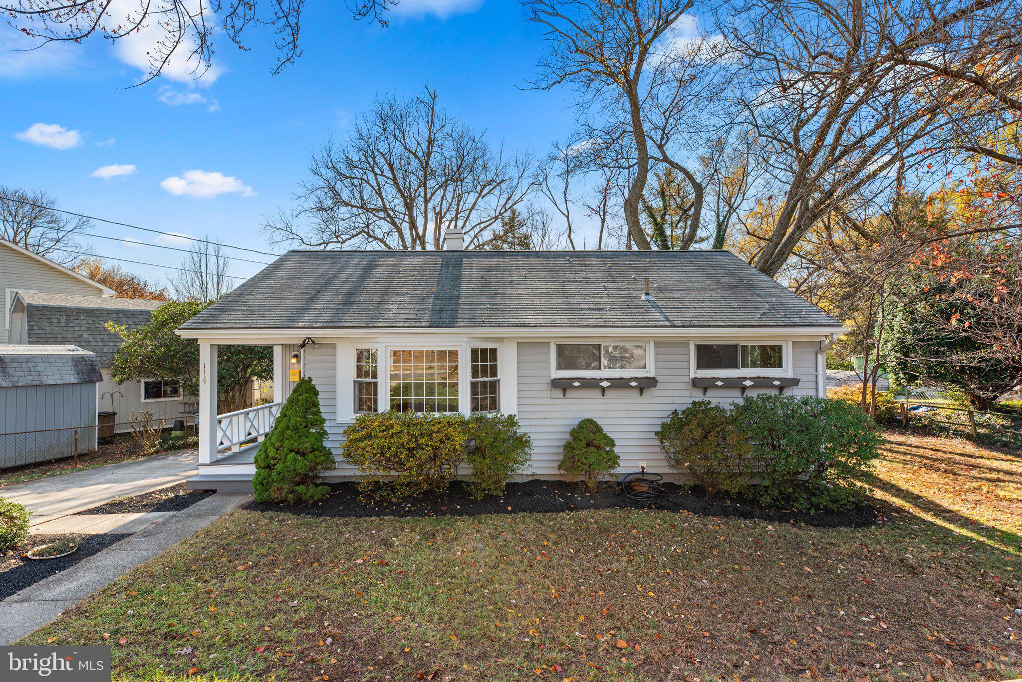 1119 BROADWOOD DRIVE