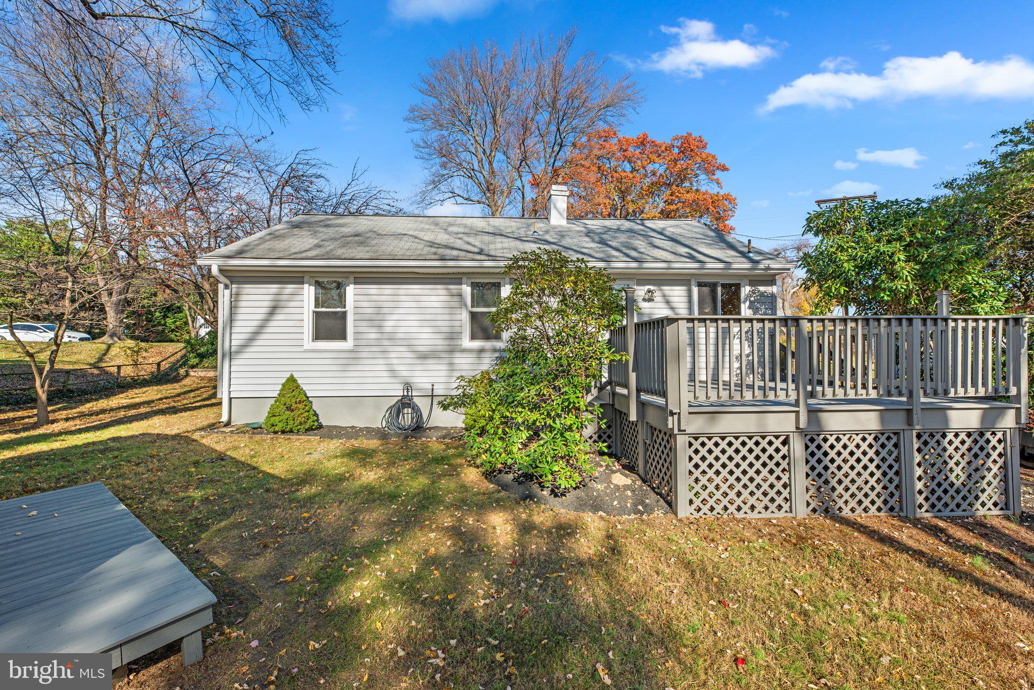 1119 BROADWOOD DRIVE