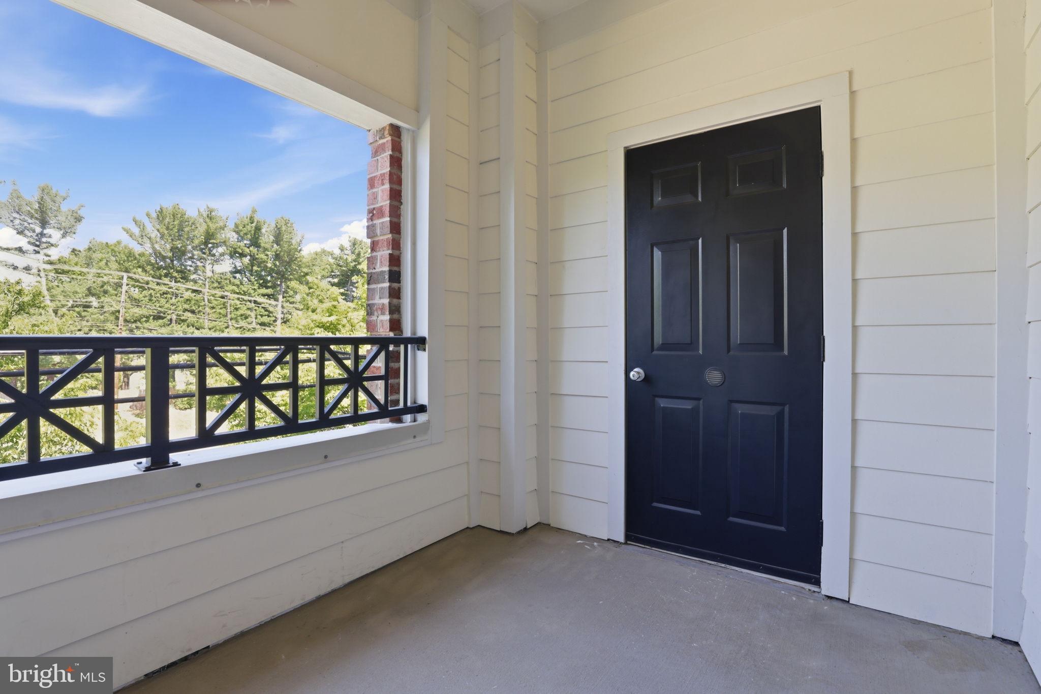7 GRANITE PLACE 214