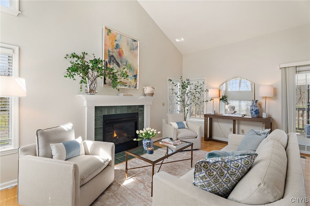 28 Willowbrook Drive (Martin Point Townhouse)