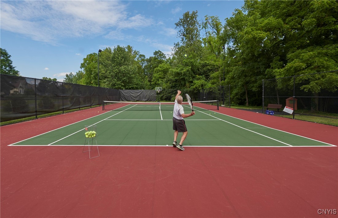 28 Willowbrook Drive (Martin Point Townhouse)