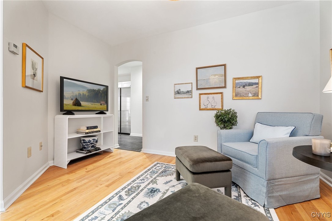 28 Willowbrook Drive (Martin Point Townhouse)