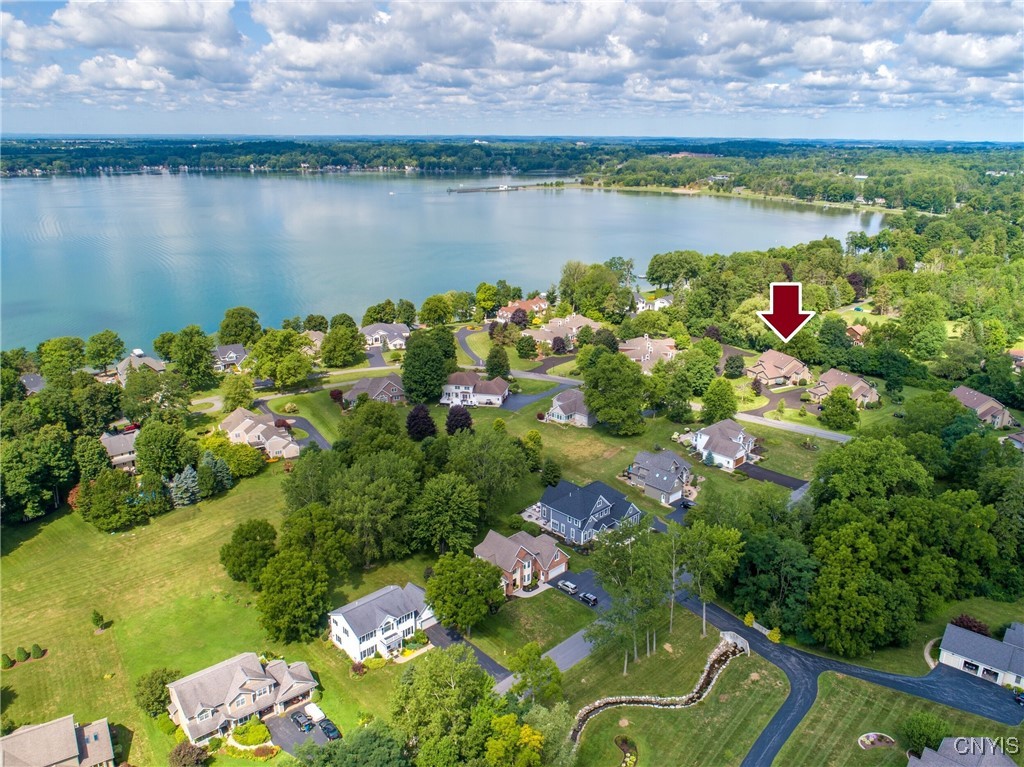 28 Willowbrook Drive (Martin Point Townhouse)