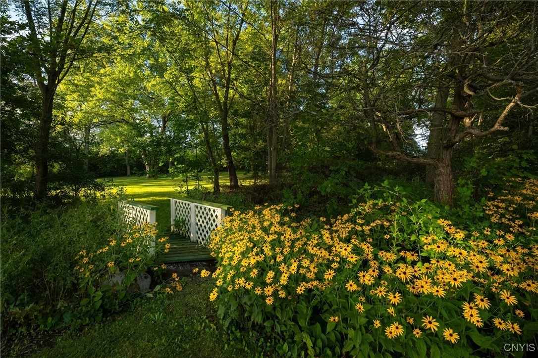 1860 West Lake Road