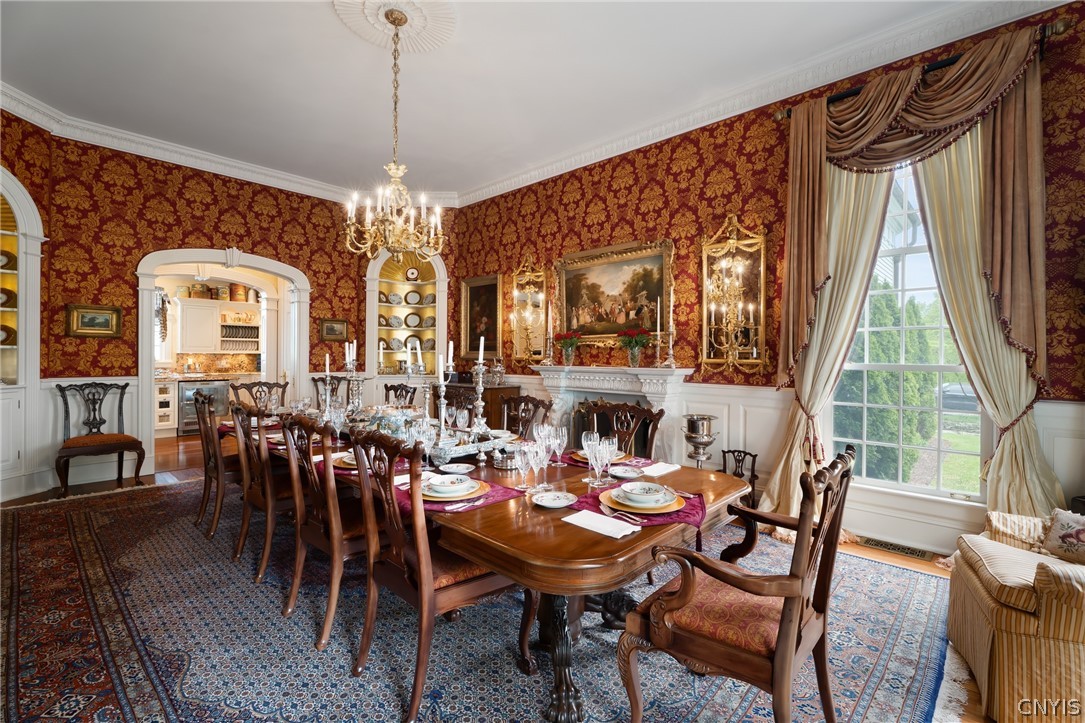 15 Meadowood Lane