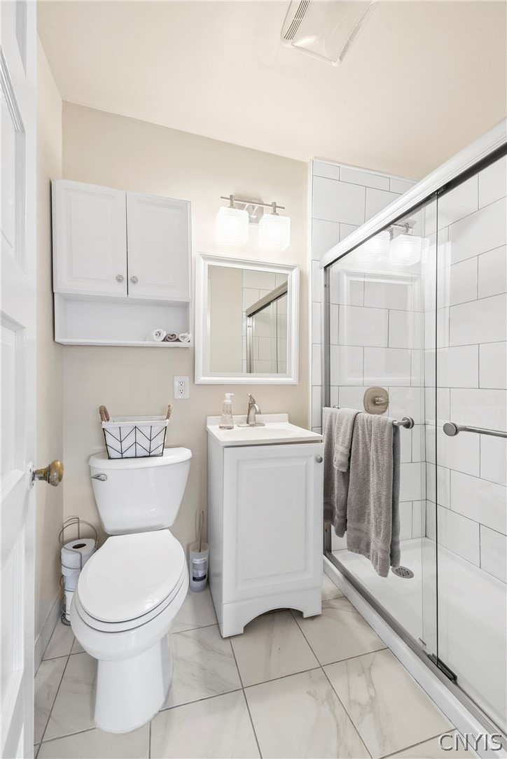 40 Lakeview Circle #1 Circle