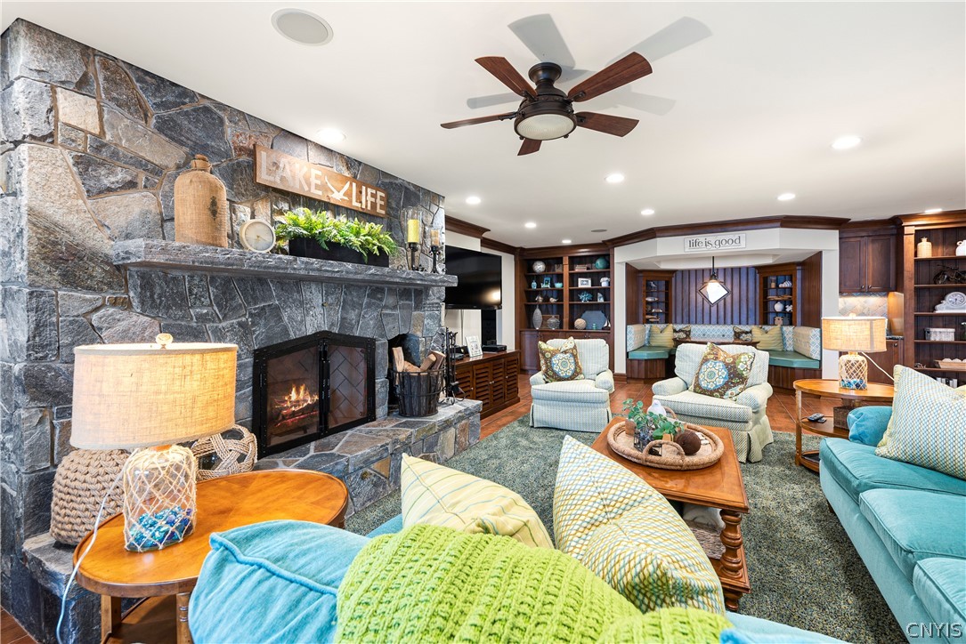 1371 Taughannock Blvd