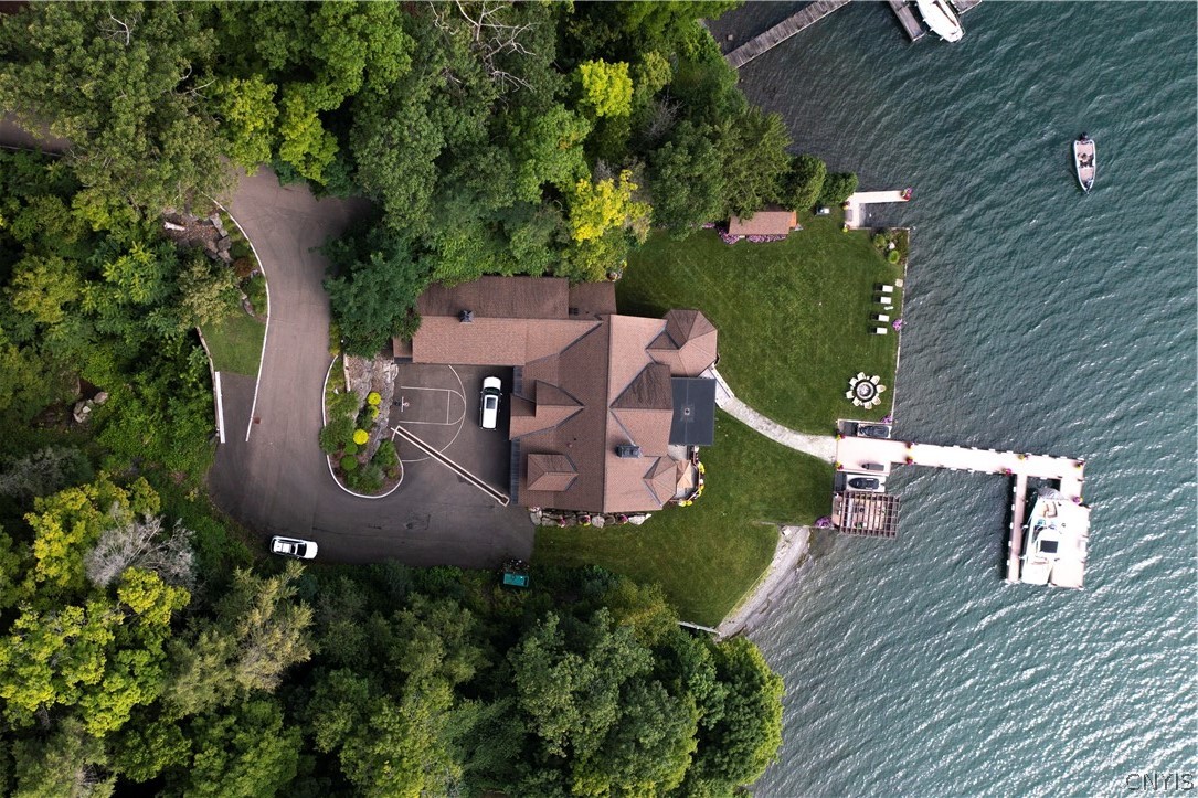 1371 Taughannock Blvd