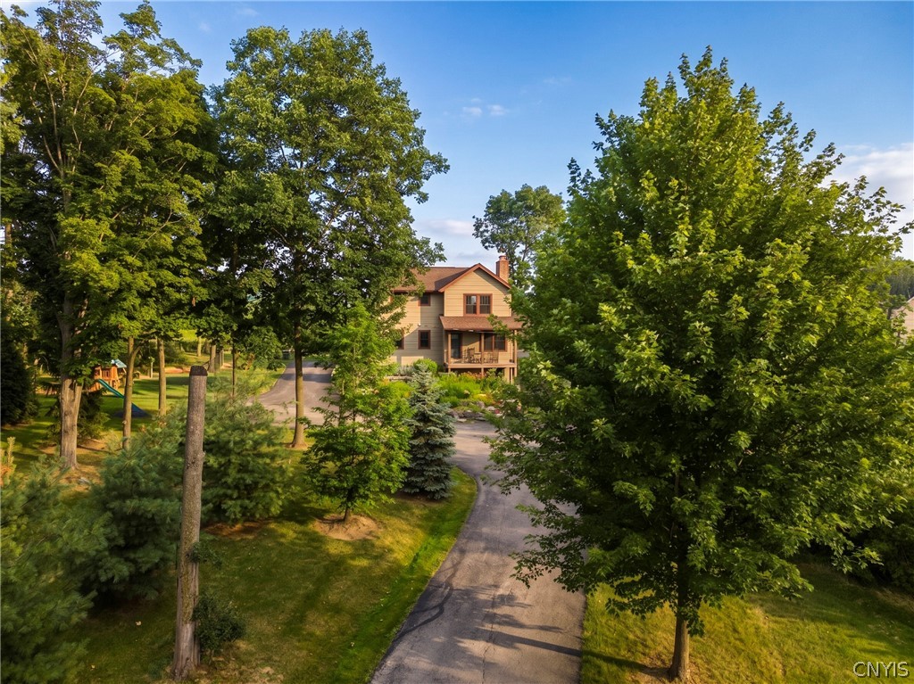 2122 East Lake Road