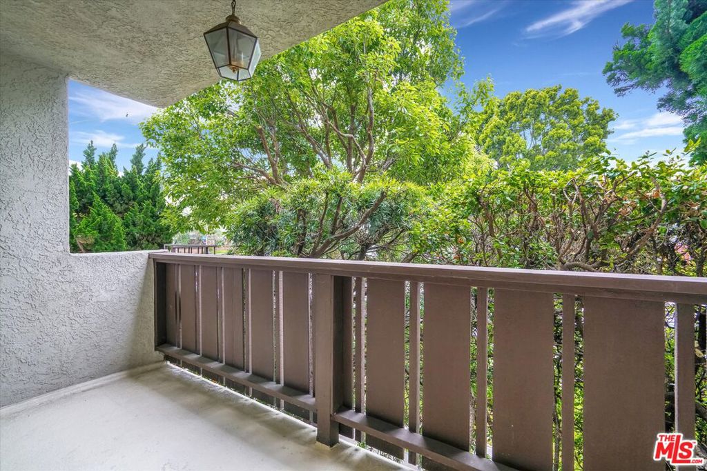 1301 17th Street 103