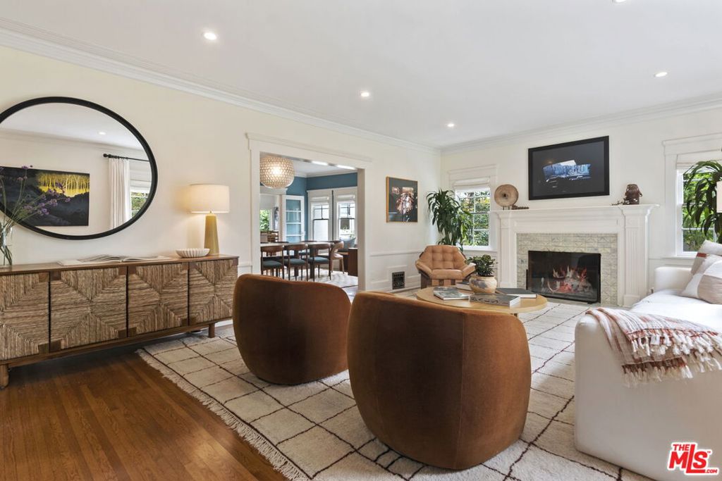 1542 Courtney Avenue