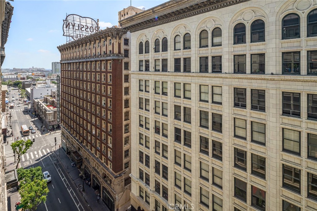 460 S Spring Street 1013