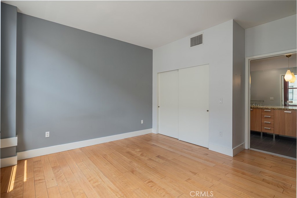 460 S Spring Street 1013