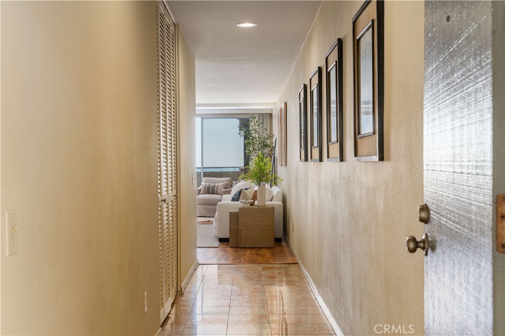 3200 La Rotonda Drive 405