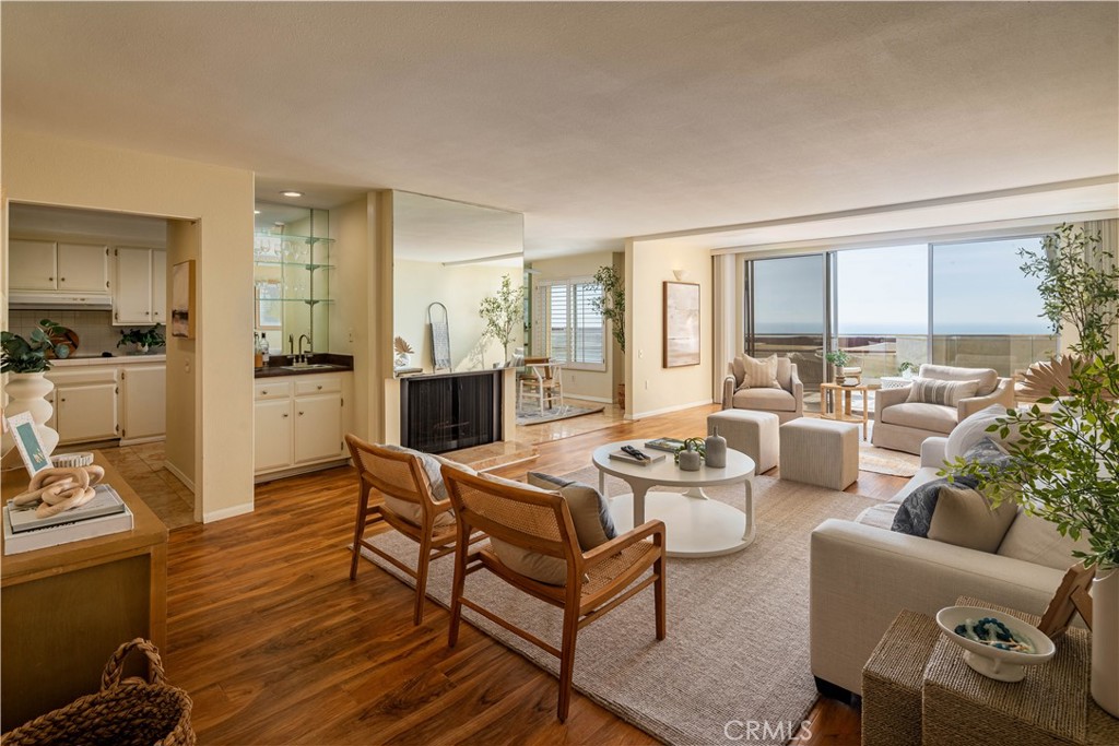 3200 La Rotonda Drive 405