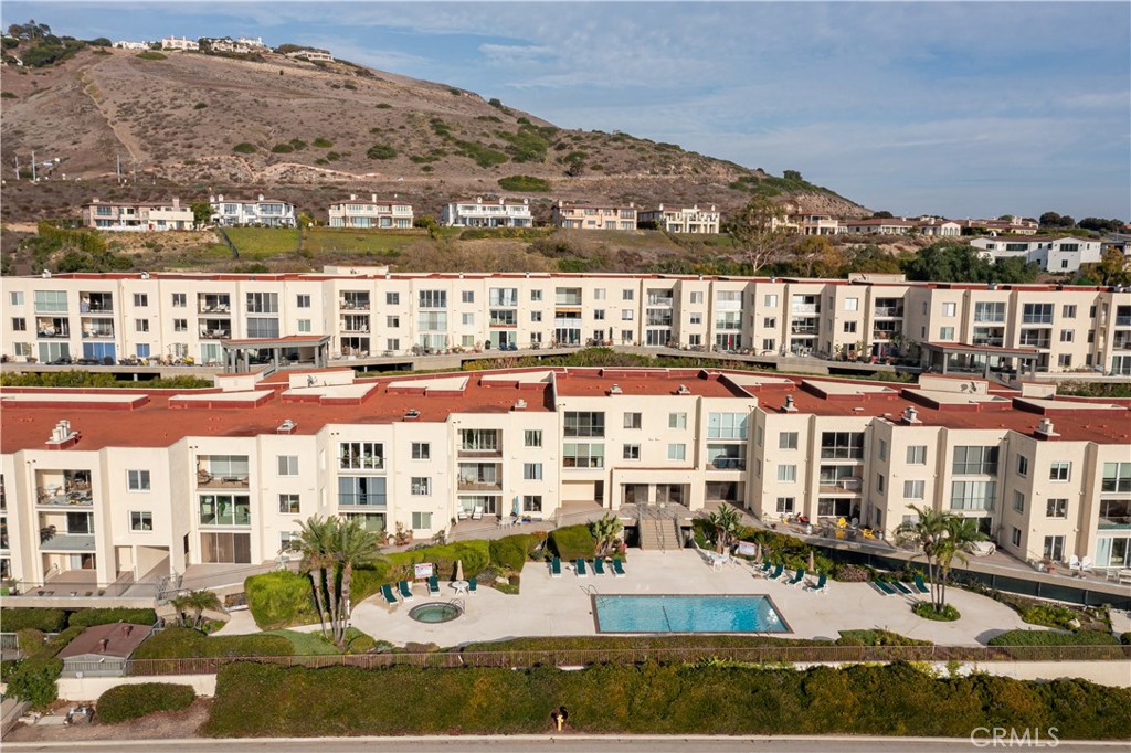3200 La Rotonda Drive 405