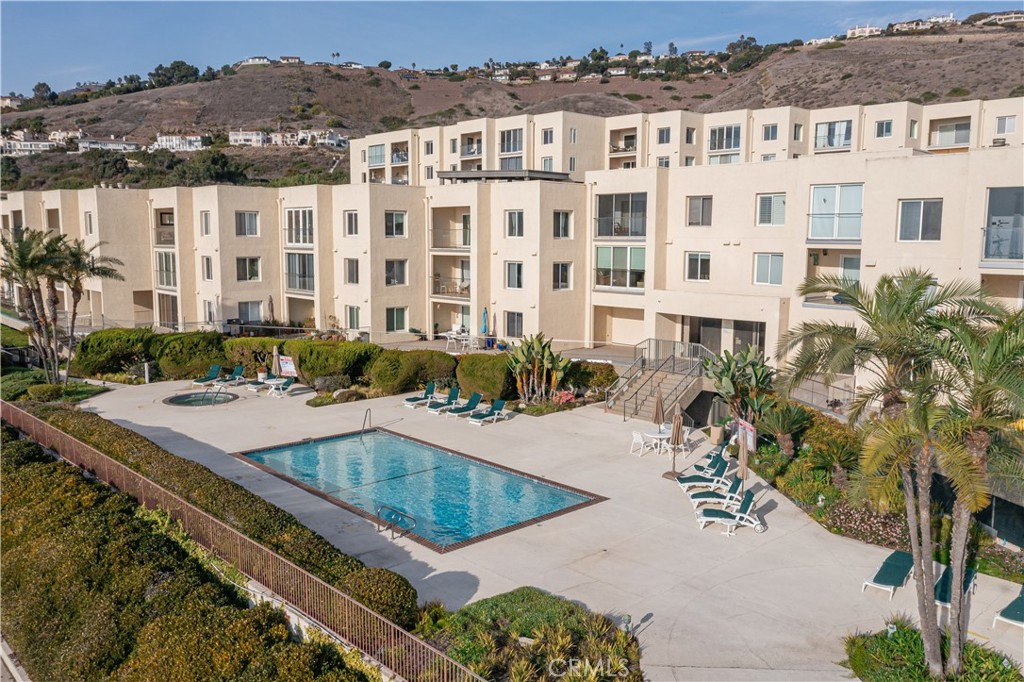 3200 La Rotonda Drive 405