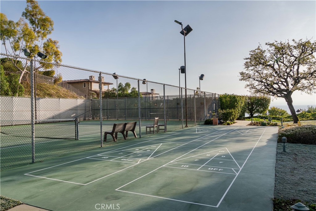 3200 La Rotonda Drive 405
