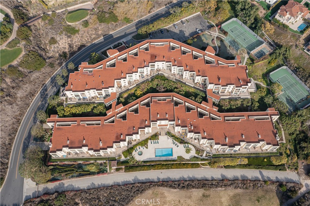 3200 La Rotonda Drive 405