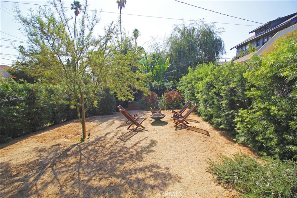 342 Avenue 57 N 1/2
