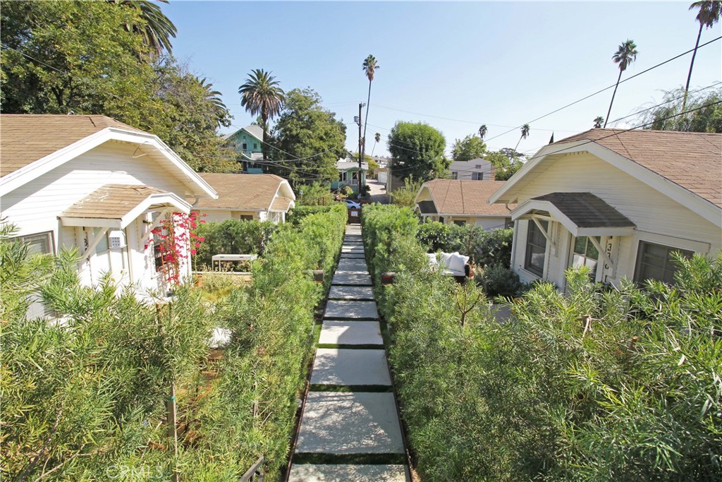 342 Avenue 57 N 1/2