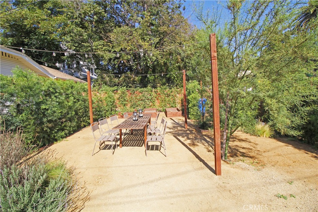 342 Avenue 57 N 1/2