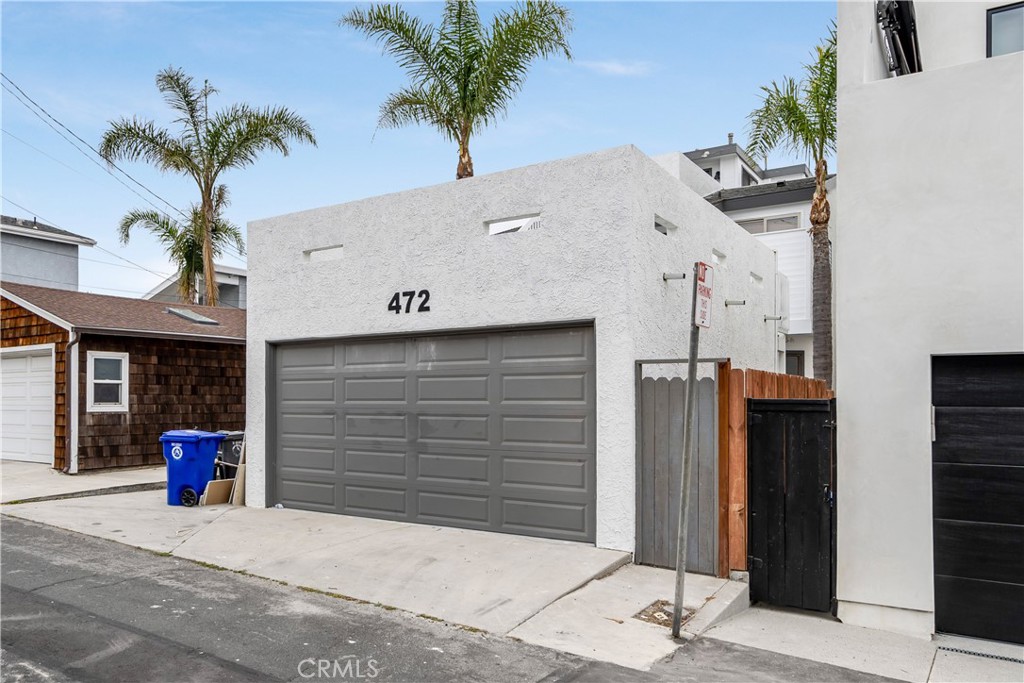 472 36th Street