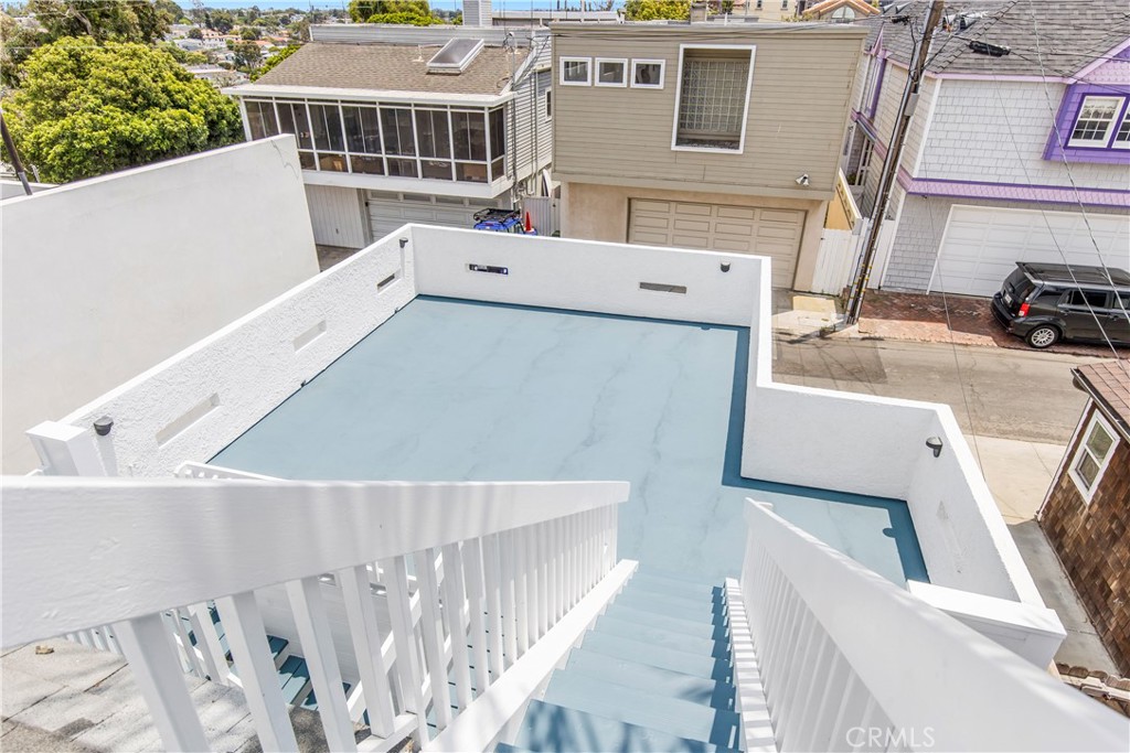 472 36th Street