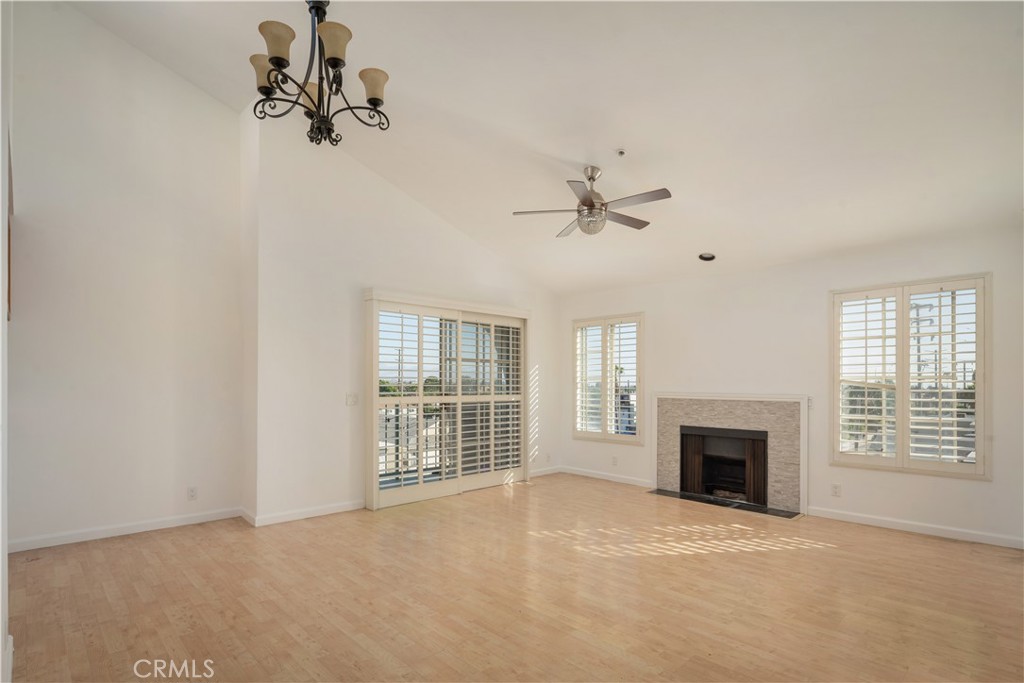 12311 Pacific Avenue 3