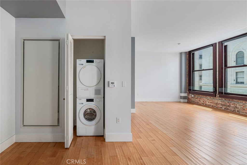 460 S Spring Street 1013