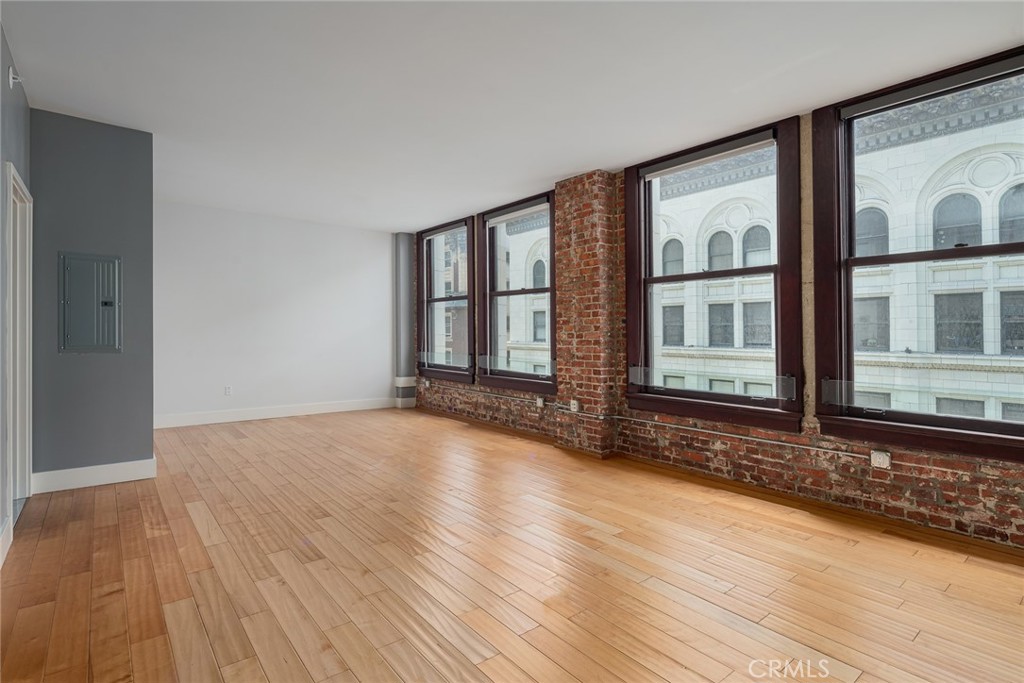 460 S Spring Street 1013