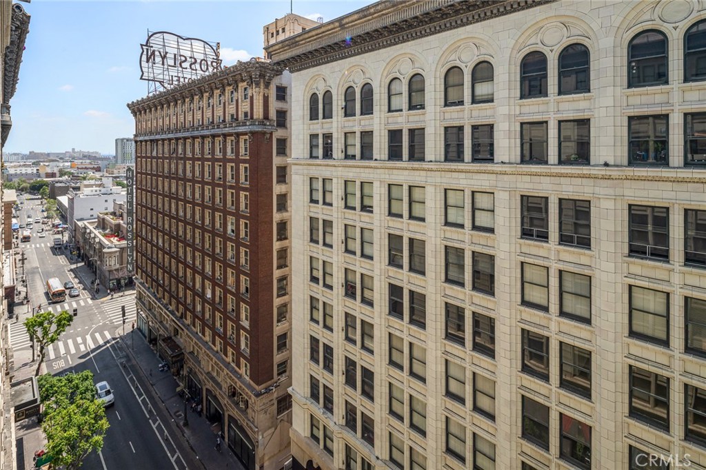 460 S Spring Street 1013