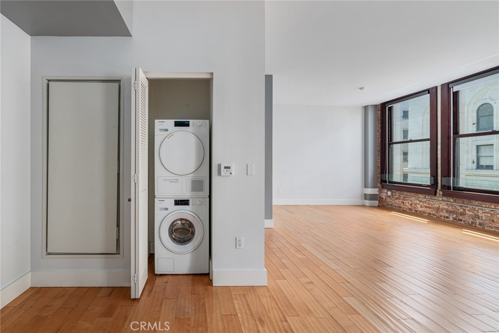 460 S Spring Street 1013