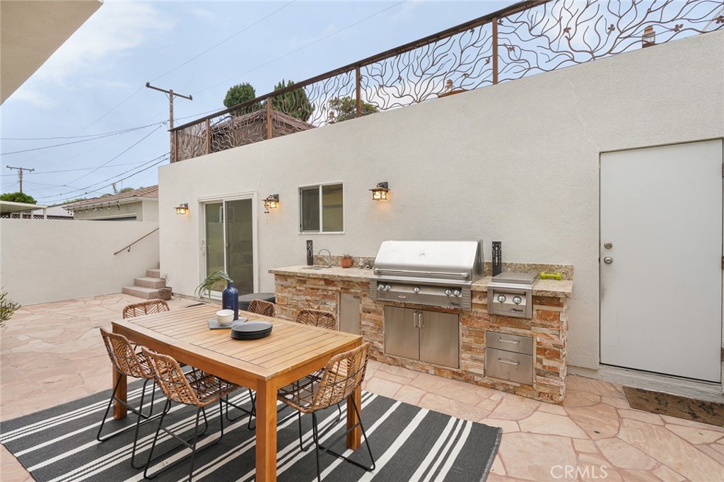 11060 Wagner Street