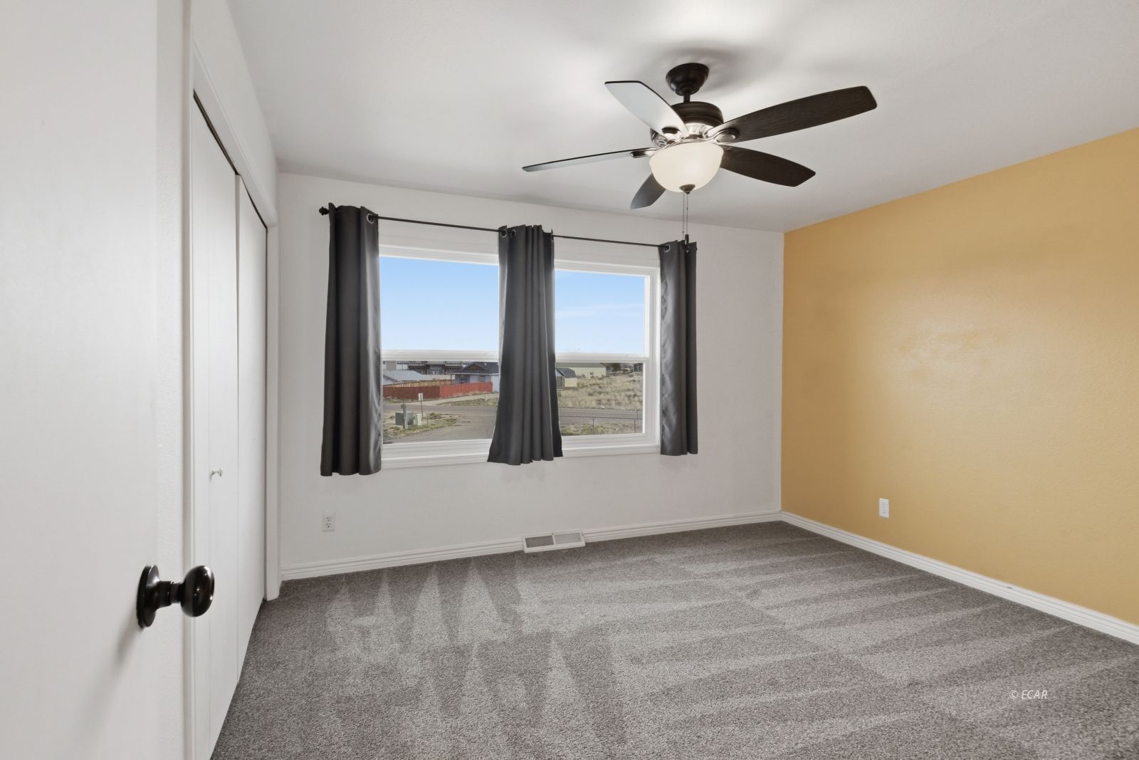 285 Country Club Parkway