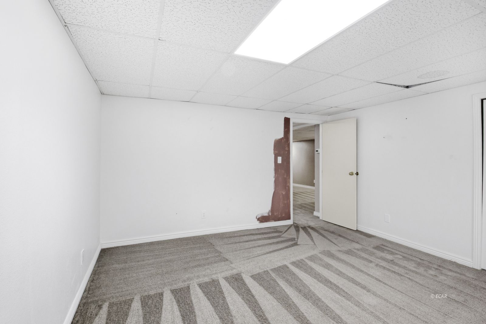 285 Country Club Parkway